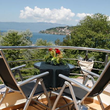 Hotel Garden Охрид Екстер'єр фото
